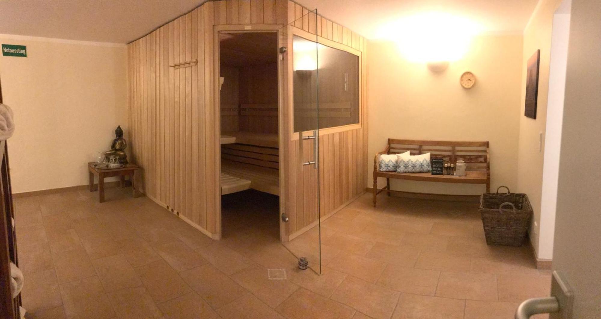 Landhaus Marinella Hotel Garni 바트비제 외부 사진